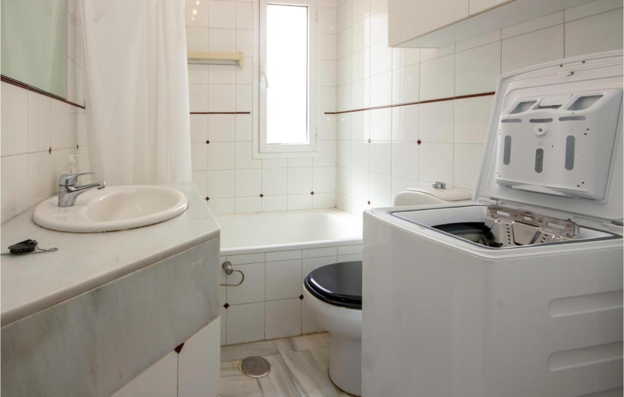 Nice Apartment In Mijas Costa With Kitchen Fuengirola Luaran gambar